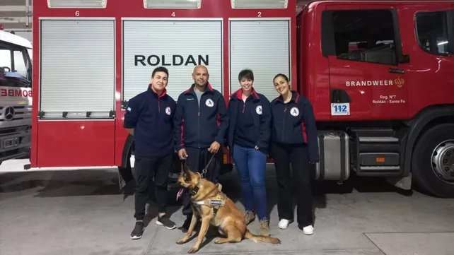 Adiestrar para salvar vidas: el cuartel de Roldán K9 entrena a Fito para que forme parte del equipo 